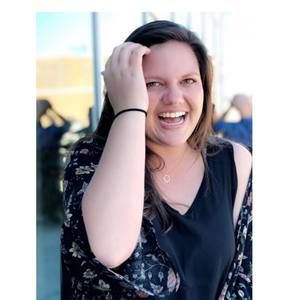 Meet your Posher, Carrie